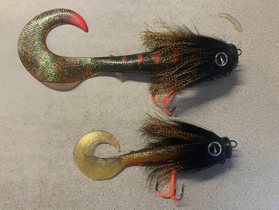 VMC Mustache Rig Black Widow goudvoorn